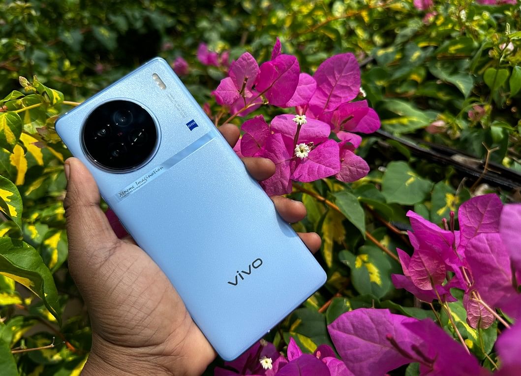 Vivo X90 breeze blue model. Credit: DH Photo/KVN Rohit