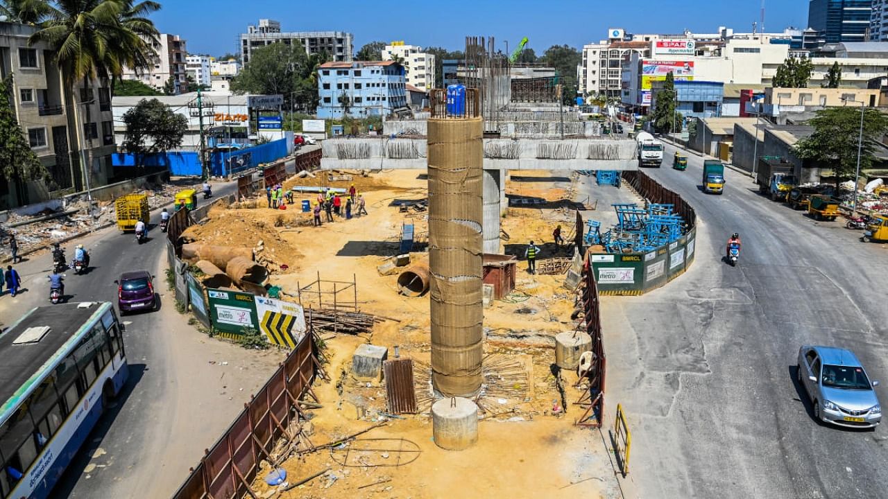 Phase II cost Namma Metro significantly, with Rs 1,483 crore spent on road widening alone. Some of the roads widened include Bannerghatta Road (Dairy Circle to Gottigere), Whitefield Main Road (up to Mahadevapura Metro Station), Tin Factory Junction, and Hosur Road (Silk Board Jn to Bommasandra). Credit: Special Arrangement
