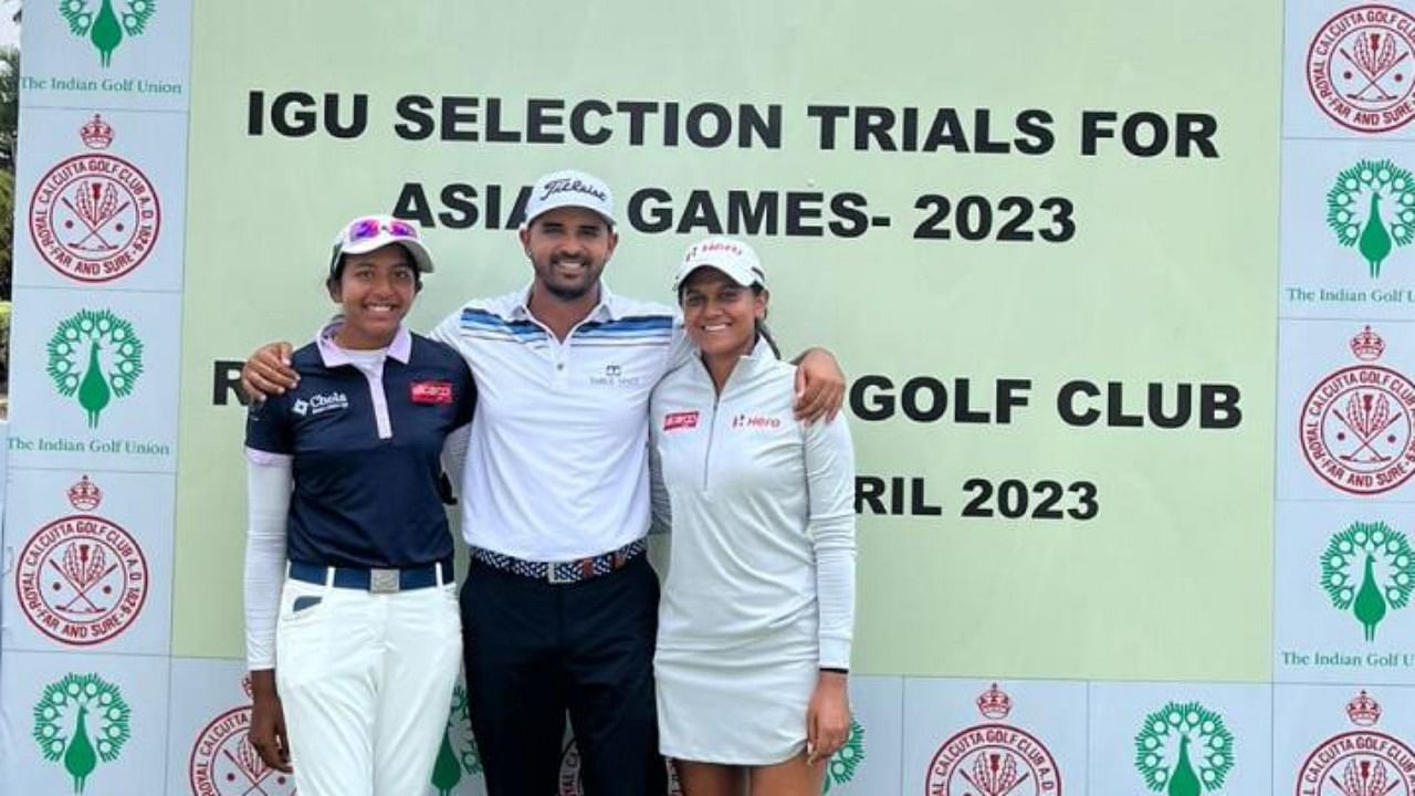 In the battle of two state-mates, both rising stars on the women’s golfing circuit, Mysuru’s Pranavi and Bengaluru’s Avani finished with a similar three-day total of 10-under 206 to top the event at the Royal Calcutta Golf Club in Kolkata. Credit: Special Arrangement
