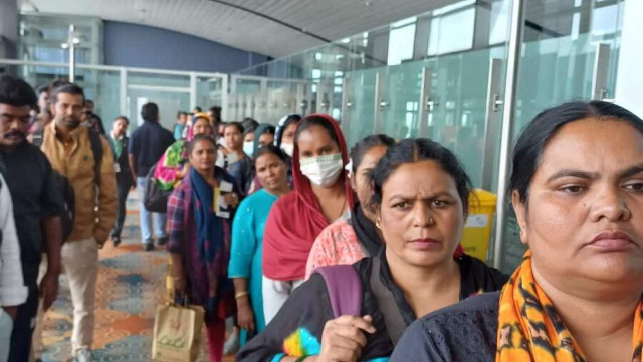 Evacuees from Sudan arriving at the Bengaluru airport on Friday. Credit: Special Arrangement