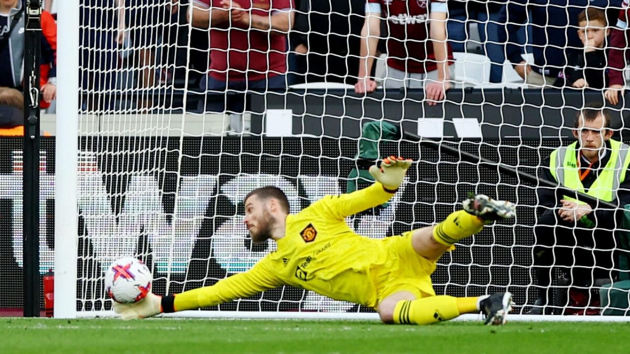 De Gea's mistake makes matters difficult for Man United. Credit: Reuters Photo