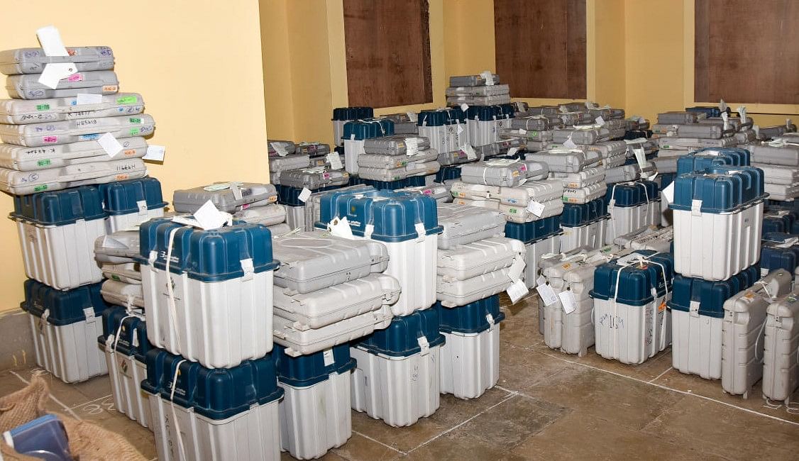 EVMs and VVPATs stored in a strong room. DH Photo Prashanth HG