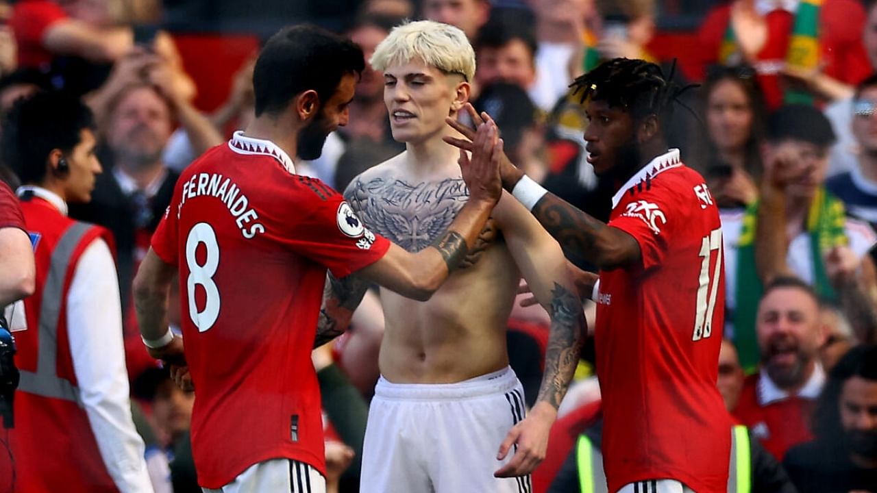 Man United players celebrate Garnacho's goal. Credit: Reuters Photo