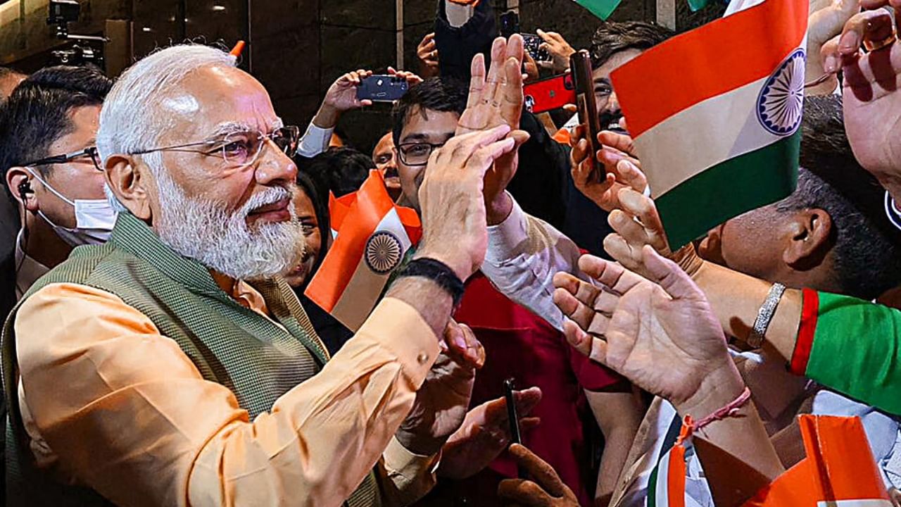 Prime Minister Narendra Modi being welcomed by Indian diaspora in Hiroshima, Japan, Friday, May 19, 2023. Credit: PTI Photo/Twitter/@narendramodi