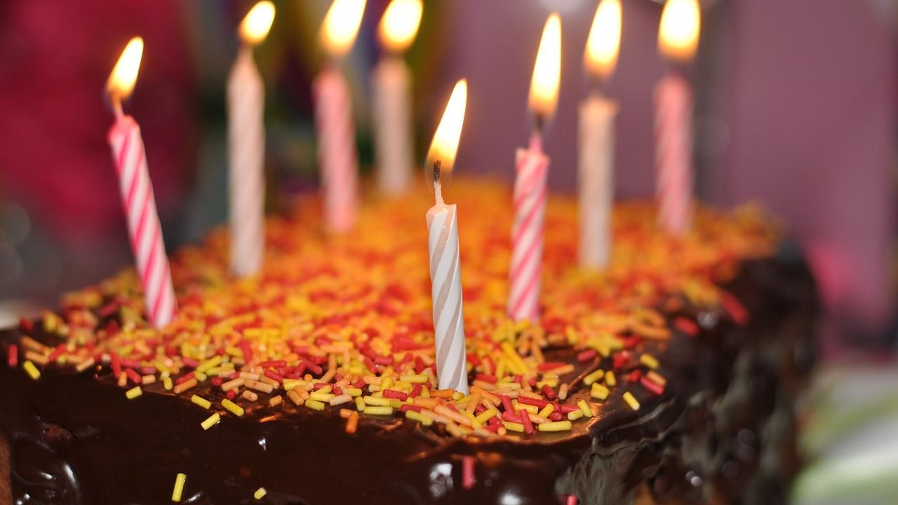 Boy dies of heart attack in Telangana village, parents cut birthday cake to  fulfil his wish