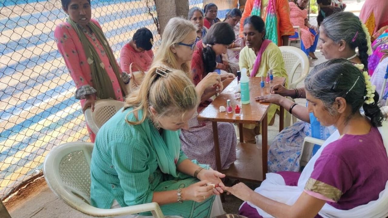 The staff at Abhayasharama praised their initiative, pointing to the positive impact on the morale of the ashram’s residents. Credit: Special Arrangement
