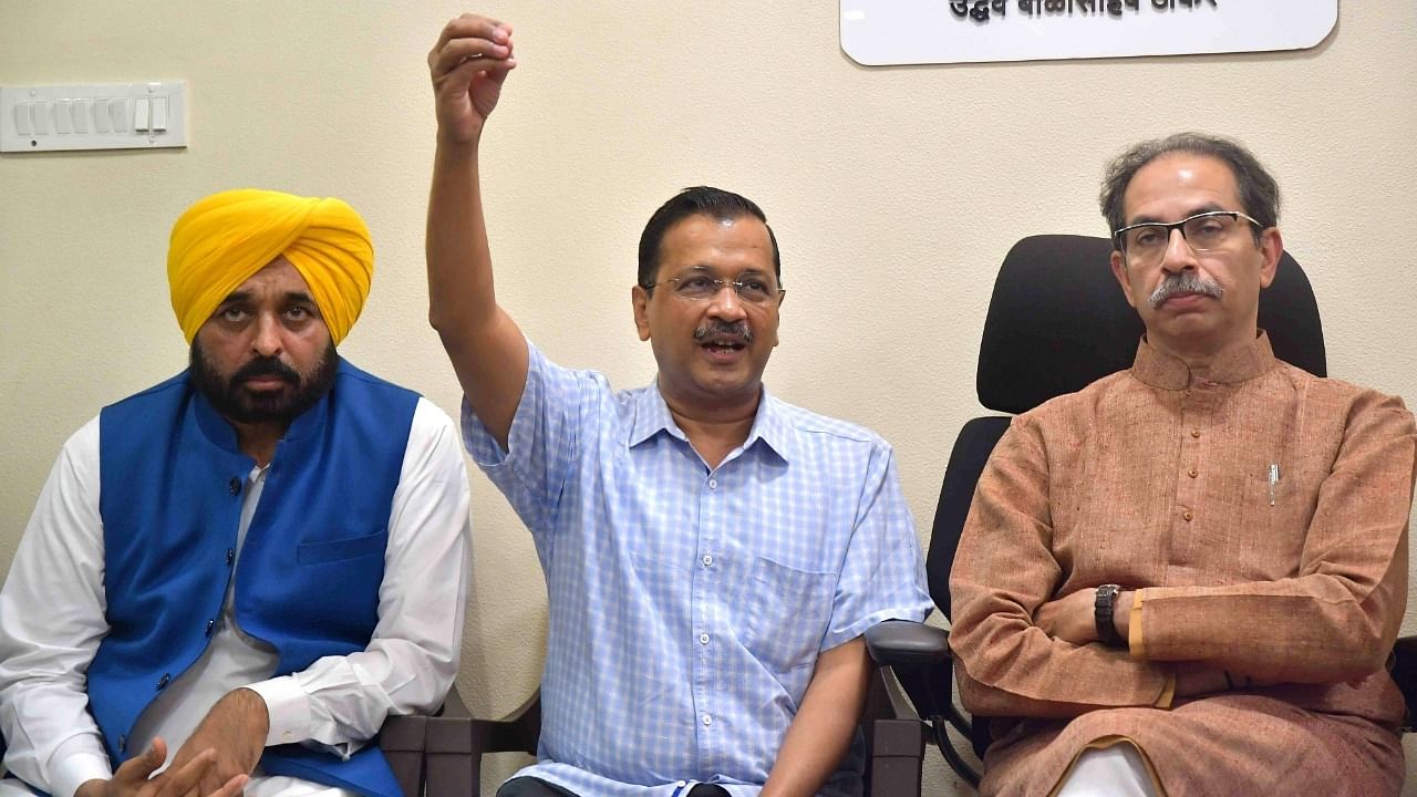 Shiv Sena (UBT) chief Uddhav Thackeray with Delhi CM Arvind Kejriwal and Punjab CM Bhagwant Mann during a press conference, in Mumbai. Credit: IANS Photo