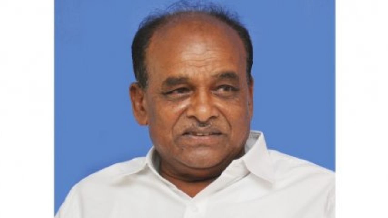 Senior Congress leader C Puttarangashetty. Credit: DH File Photo