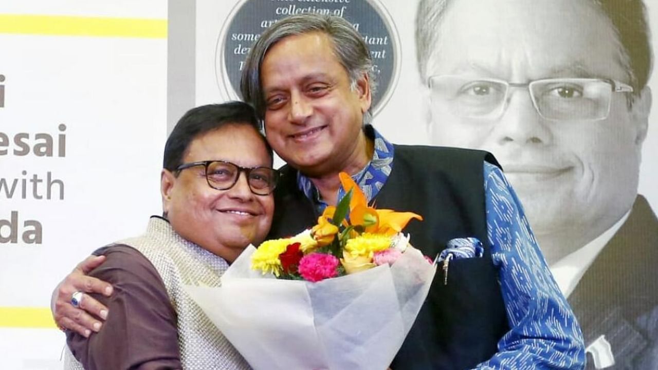 Former member of Rajya Sabha Vijay J. Darda with Congress leader Shashi Tharoor during the launch of his book 'Ringside', in New Delhi. Credit: IANS Photo