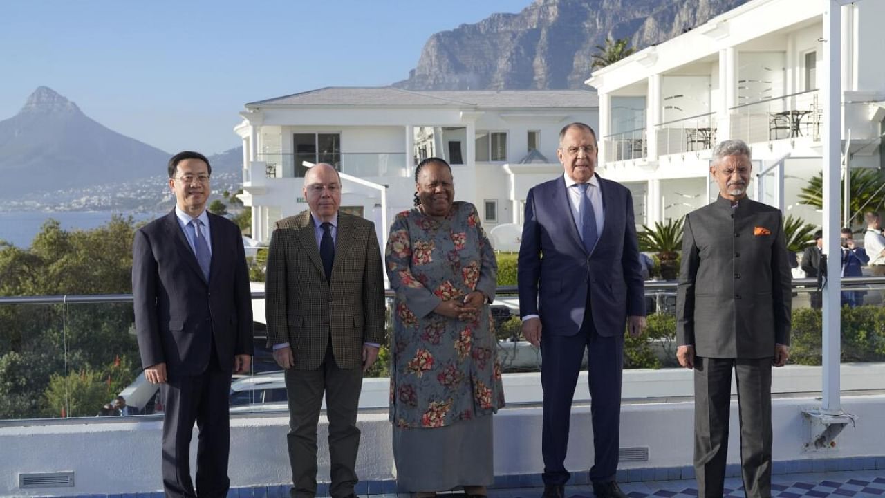 From left, Foreign Ministers from China, Qin Gang, Brazil's, Ambassador Mauro Vieira, South Africa's, Naledi Pandor, Russia's, Sergey Lavrov and India's Subrahmanyam Jaishankar. Credit: AP/PTI Photo