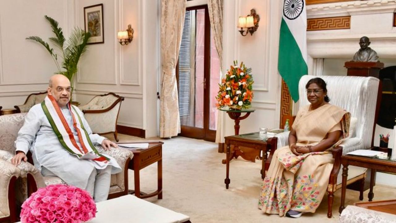 President Droupadi Murmu in a meeting with Union Home Minister Amit Shah at Rashtrapati Bhavan, in New Delhi. Credit: Twitter/@AmitShah