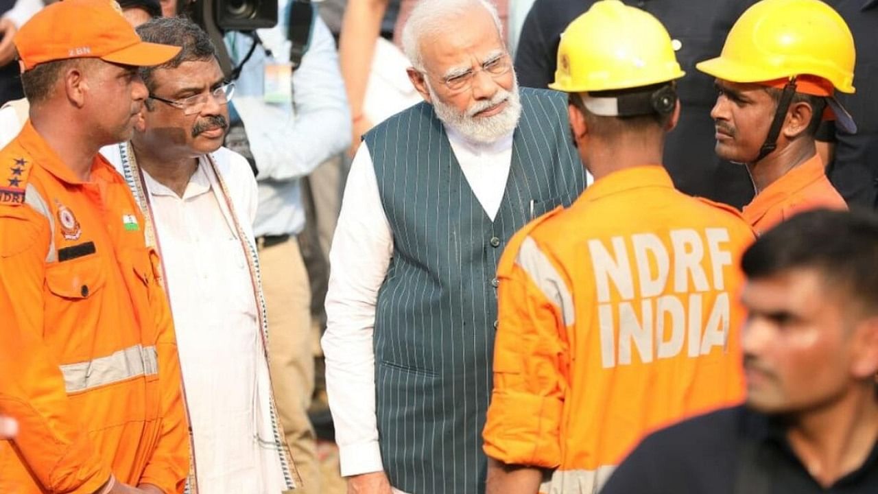 Balasore: Prime Minister Narendra Modi during his visit to the train accident site in Balasore district, Saturday, June 3, 2023. At least 261 people were killed and over 900 others suffered injuries in the accident, according to officials. Credit: IANS Photo