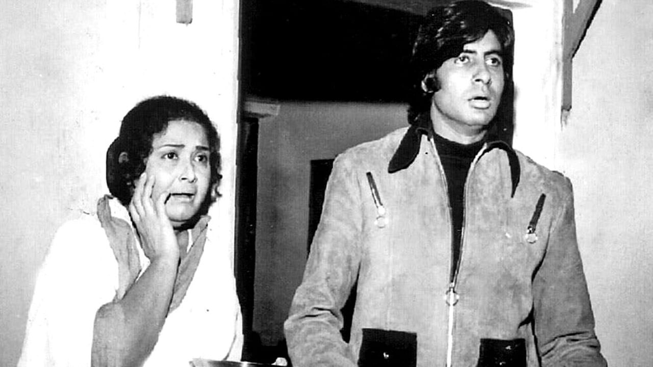 Big B mourns 'gentle'mother Sulochana's death: 'She had been ailing for some time'. Credit: IANS Photo