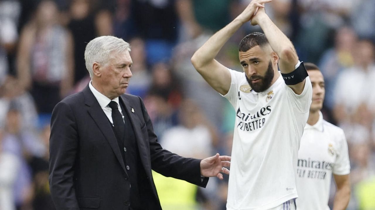 Real Madrid's Karim Benzema applauds fans after the match with coach Carlo Ancelotti. Credit: Reuters Photo