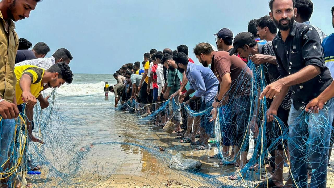 The bodies were found after more than 16 hours of search and rescue operations by the police, fire force, fisheries department and local fishermen. Credit: PTI Photo