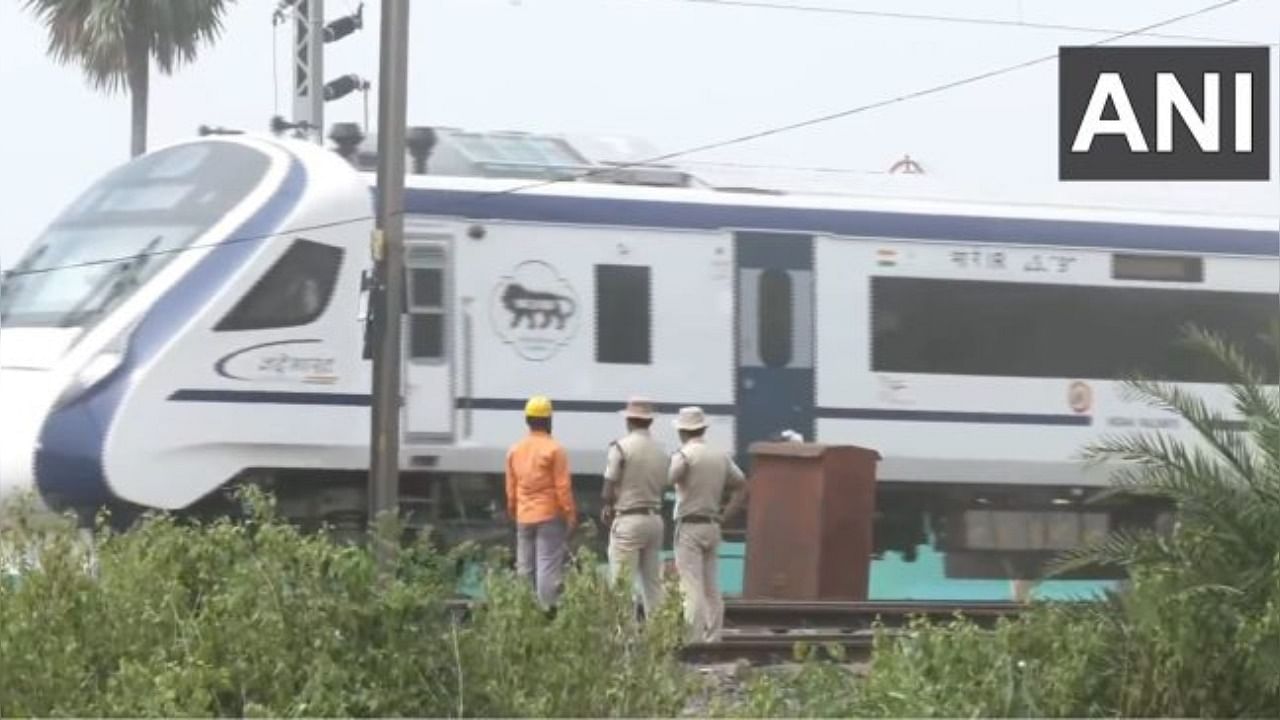 Screengrab of the Howrah-Puri Vande Bharat Express passing through the accident site in Odisha. Credit: Twitter/ @ANI