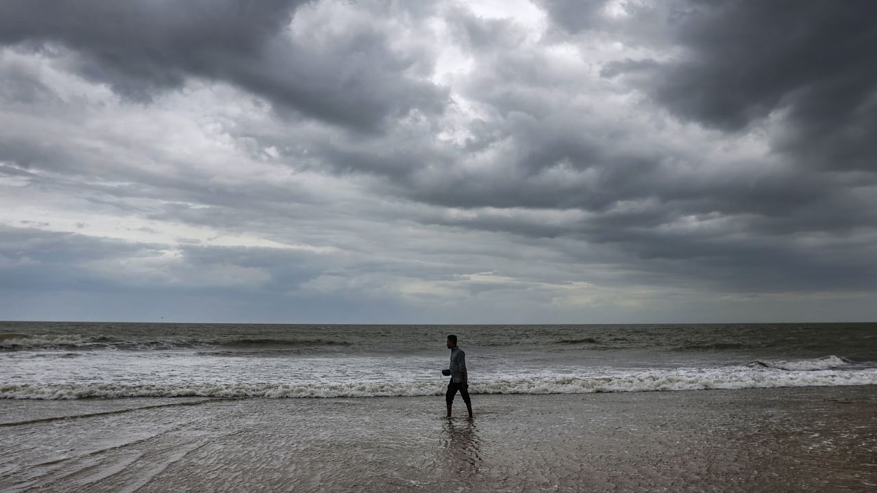  A general view of dense clouds hovering over the Mandvi city ahead of the landfall of Biparjoy cyclone, in Kutch district, Monday, June 12, 2023. Credit: PTI Photo