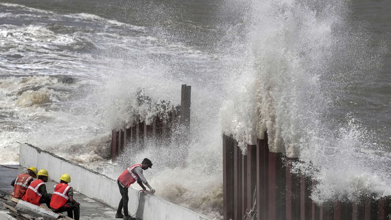Cyclone Biparjoy: High Tide in Mumbai. Credit: PTI Photo