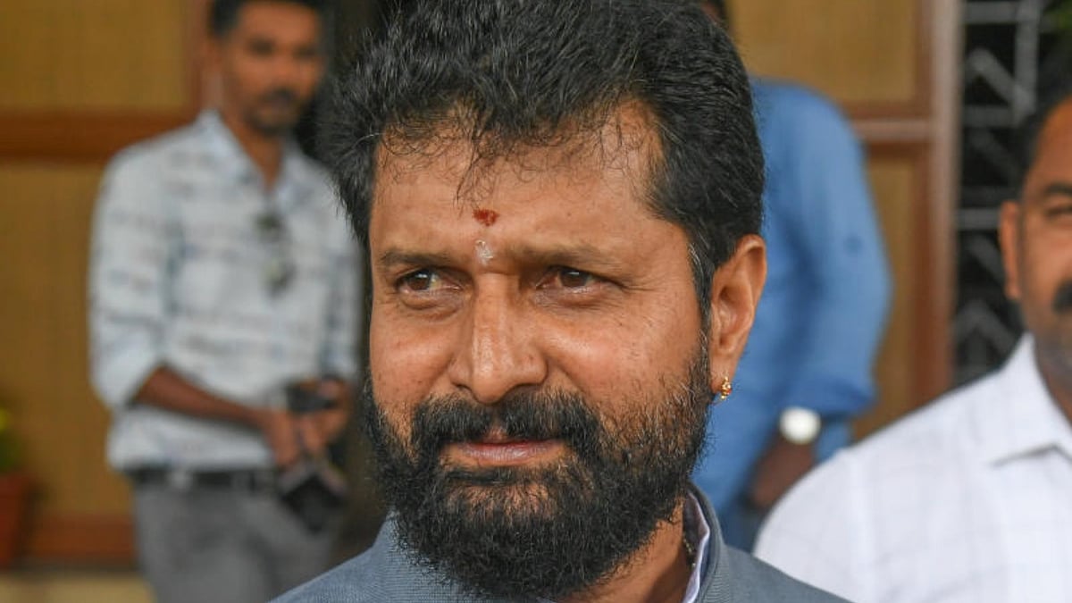 Mutt heads should convene maha panchayat to save Hinduism: BJP's C T Ravi
