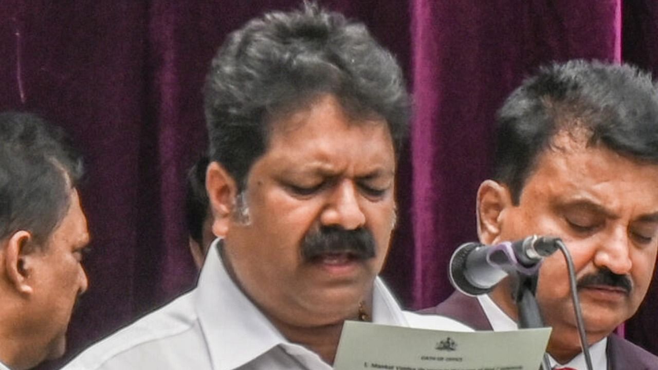 Karnataka Minister for Fisheries and Ports, Inland Transport Mankal S Vaidya. Credit: DH Photo