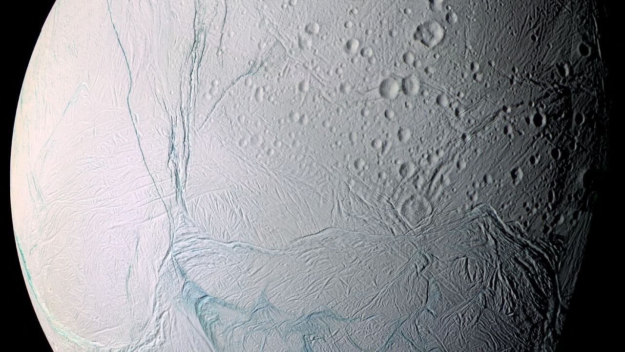 A mosaic image of Saturn's moon Enceladus, composed from high-resolution pictures captured by NASA's Cassini spacecraft during a 2005 flyby. Credit: NASA/JPL/Space Science Institute/Handout via Reuters