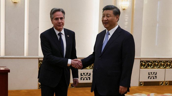 US Secretary of State Antony Blinken shakes hands with Chinese President Xi Jinping in the Great Hall of the People in Beijing, China, June 19, 2023. Credit: Reuters Photo