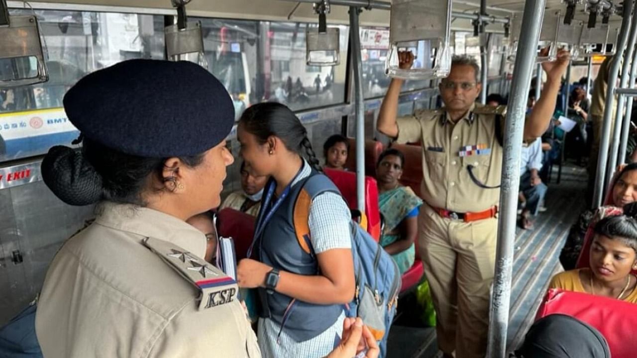 Bengaluru Police Commissioner B Dayananda travelled in a BMTC bus as part of the campaign. Credit: Special arrangement