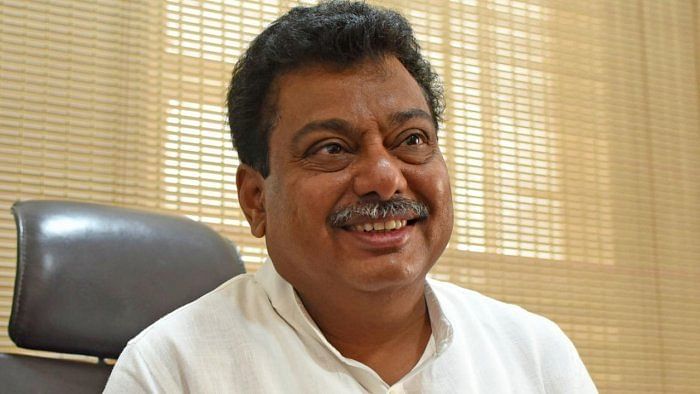 Karnataka Medium and Large Scale Industries Minister M B Patil. Credit: DH File Photo