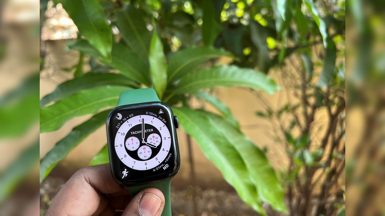 Apple Watch Series 7. DH Photo/KVN Rohit