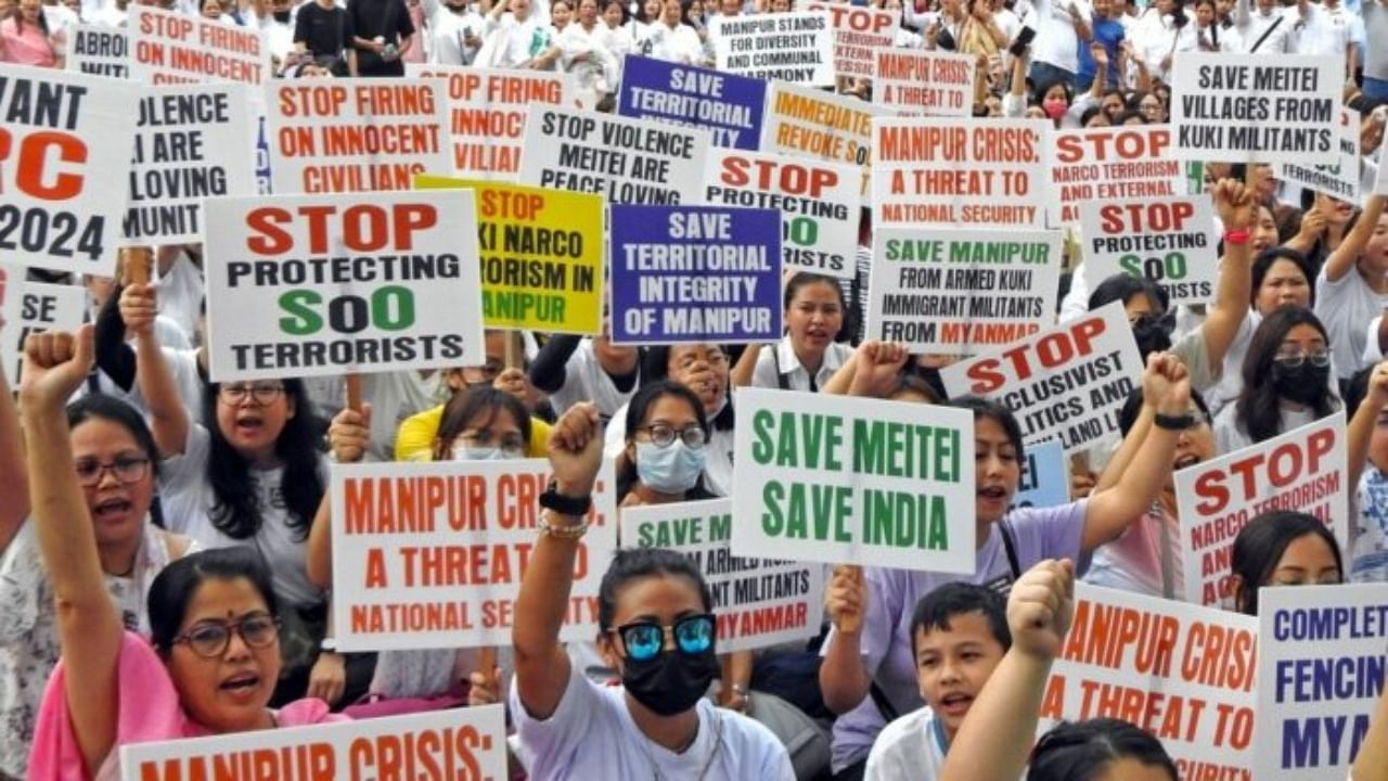 People from Meitei Community stage a protest against the ongoing violence in Manipur at Jantar Mantar, in New Delhi. Credit: IANS File Photo 