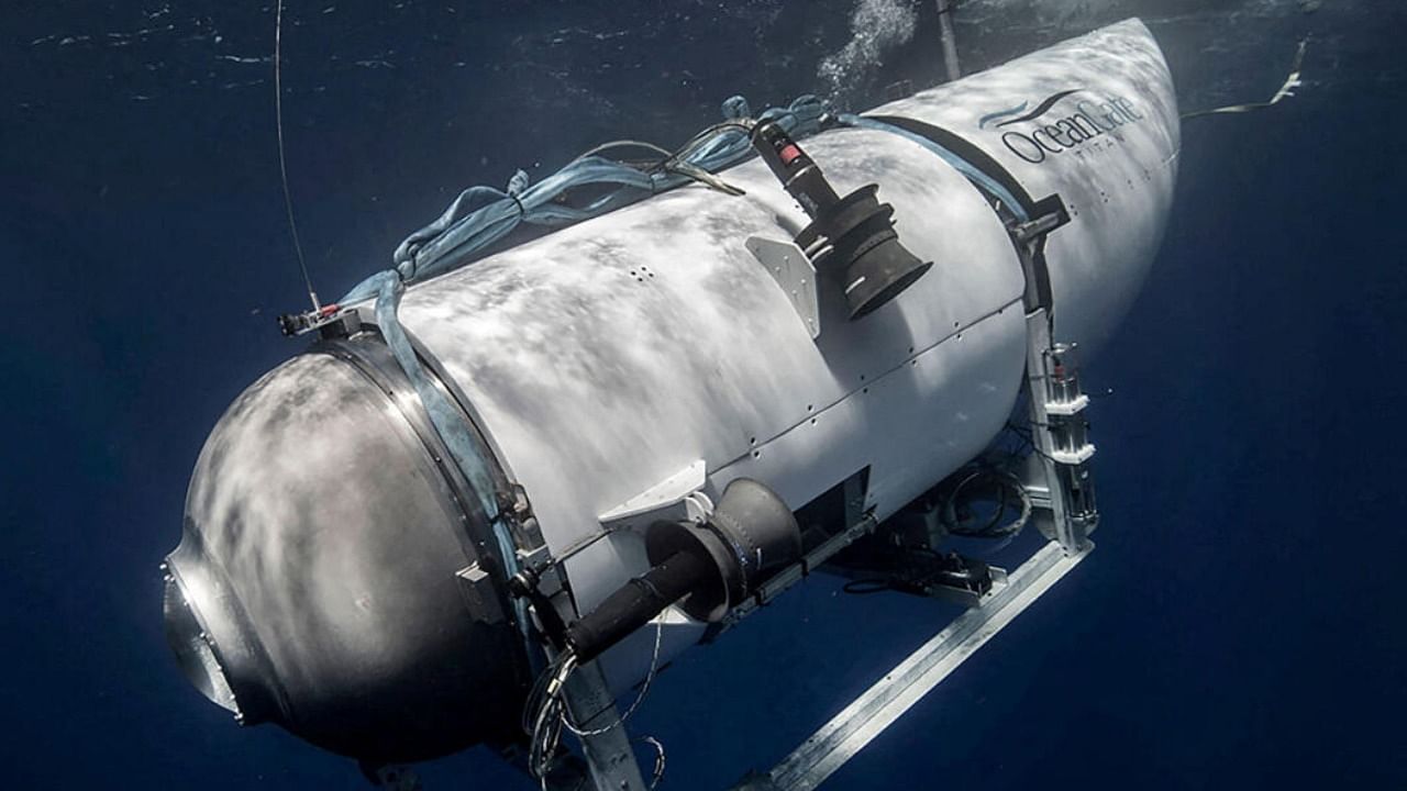 The Titan submersible, operated by OceanGate Expeditions to explore the wreckage of the sunken Titanic off the coast of Newfoundland, dives in an undated photograph. Credit: OceanGate Expeditions/Handout via REUTERS