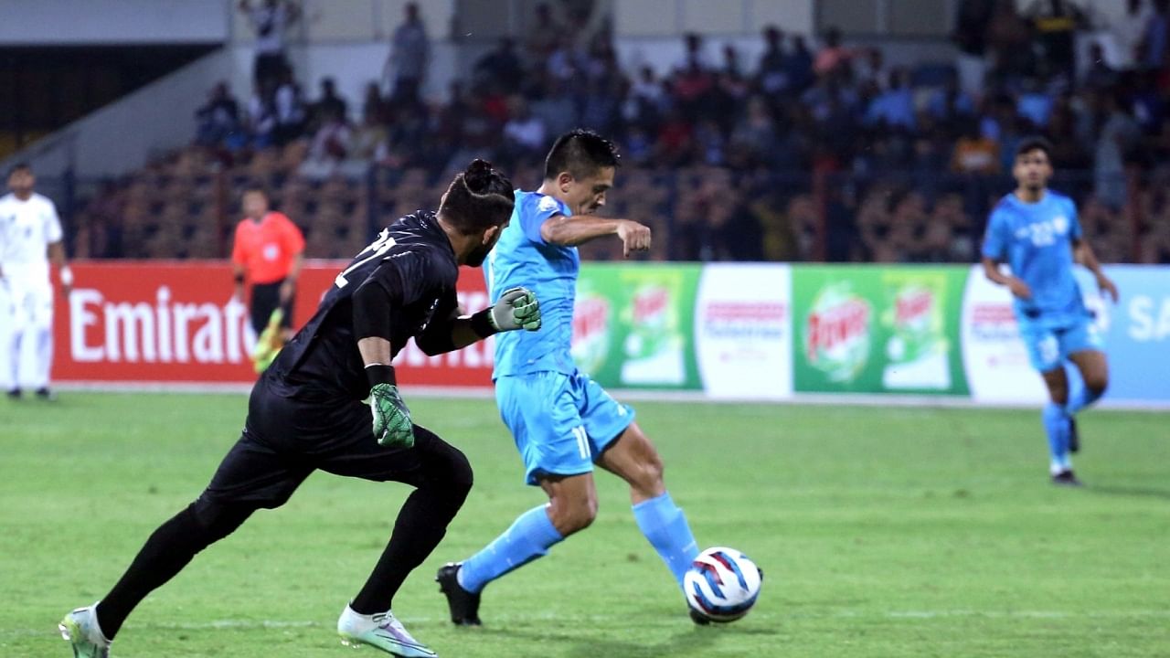 Indian captain Sunil Chhetri in action during a match against Pakistan at SAFF Championship 2023. Credit: IANS Photo