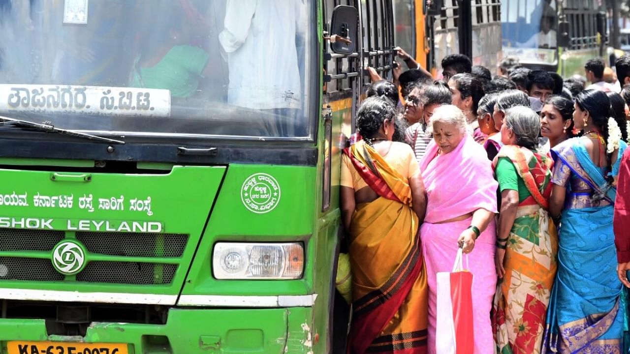 In just 10 days after the launch of Shakti scheme, more than 1.16 crore women have enjoyed free rides in NWKRTC buses, while ‘zero tickets’ worth Rs 29.61 crore were issued to them. Credit: DH File Photo