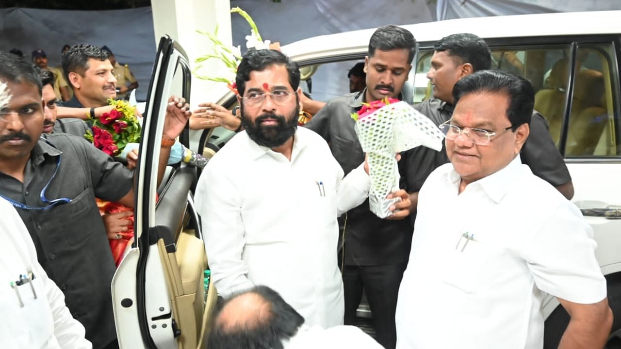 Maharashtra Chief Minister Eknath Shinde and Health Minister Dr Tanaji Sawant at Pandharpur. Credit: Special Arrangement