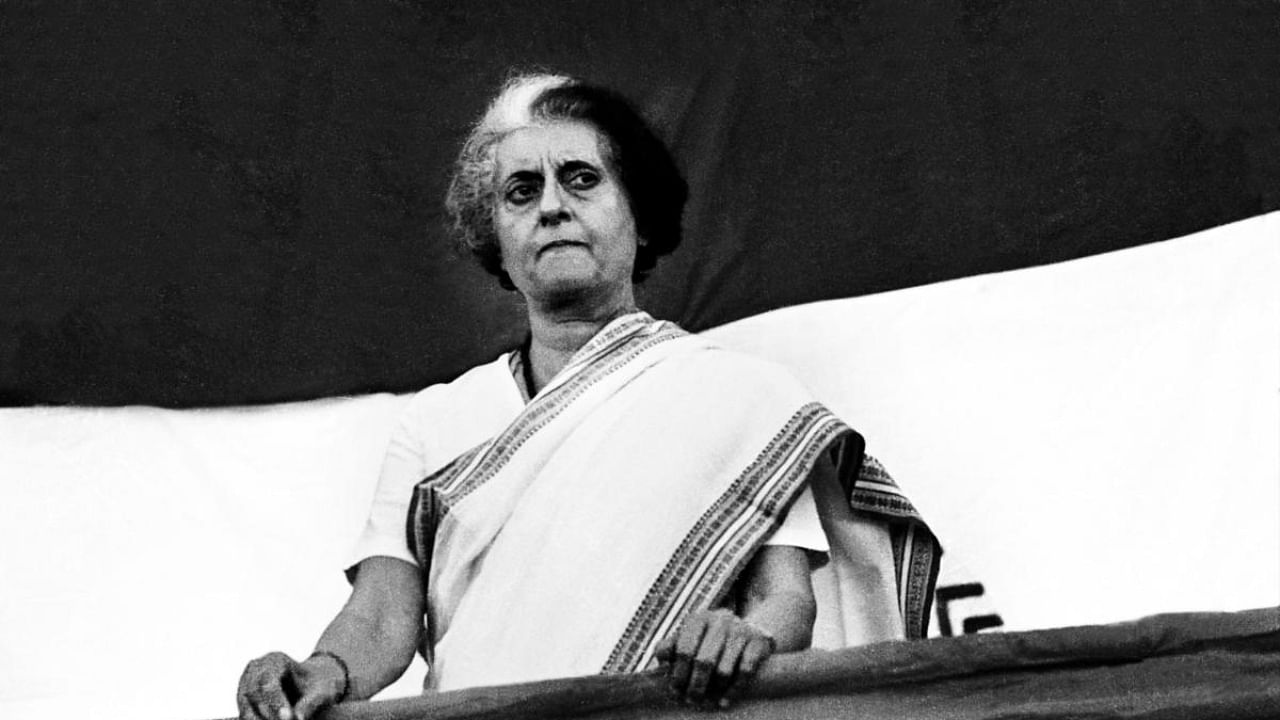 Indira Gandhi, addressing a public meeting in Bangalore on November 4, 1976, in the midst of the Emergency. Credit: Special Arrangement