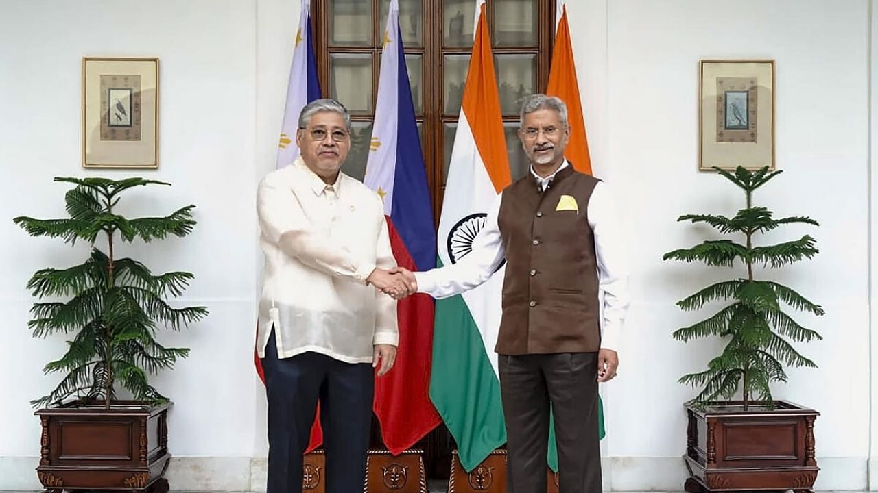 External Affairs Minister S. Jaishankar with Secretary of Foreign Affairs of Philippines Enrique Manalo, in New Delhi. Credit: PTI Photo