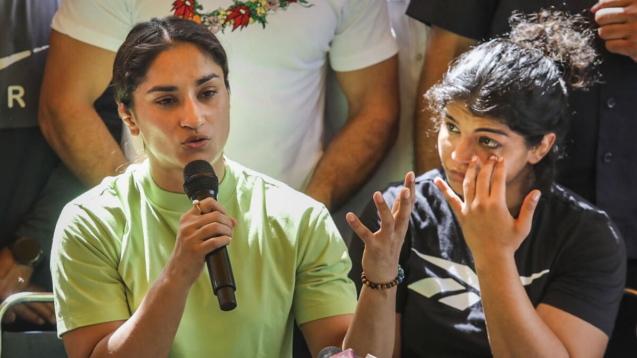 Wrestlers Vinesh Phogat and Sakshi Malik. Credit: PTI Photo