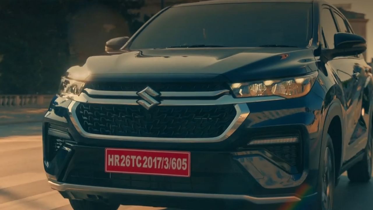 The Invicto comes powered by a 2-litre petrol engine mated with strong hybrid technology and delivers a mileage of 23.24 km per litre. Credit: Website/https://www.nexaexperience.com/invicto