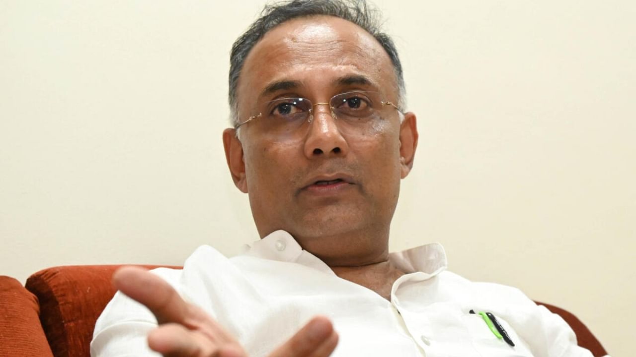 Minister Dinesh Gundu Rao. Credit: DH Photo