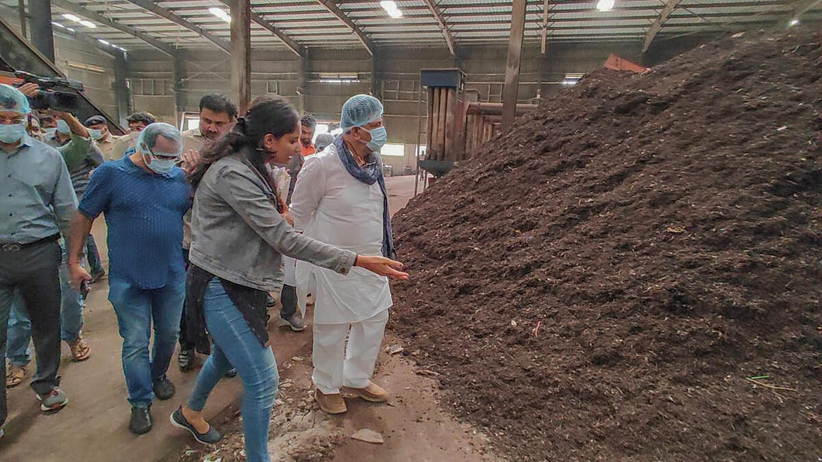 Deputy Chief Minister DK Shivakumar inspects a solid waste segregation plant in the city on Sunday. Credit: Special Arrangement