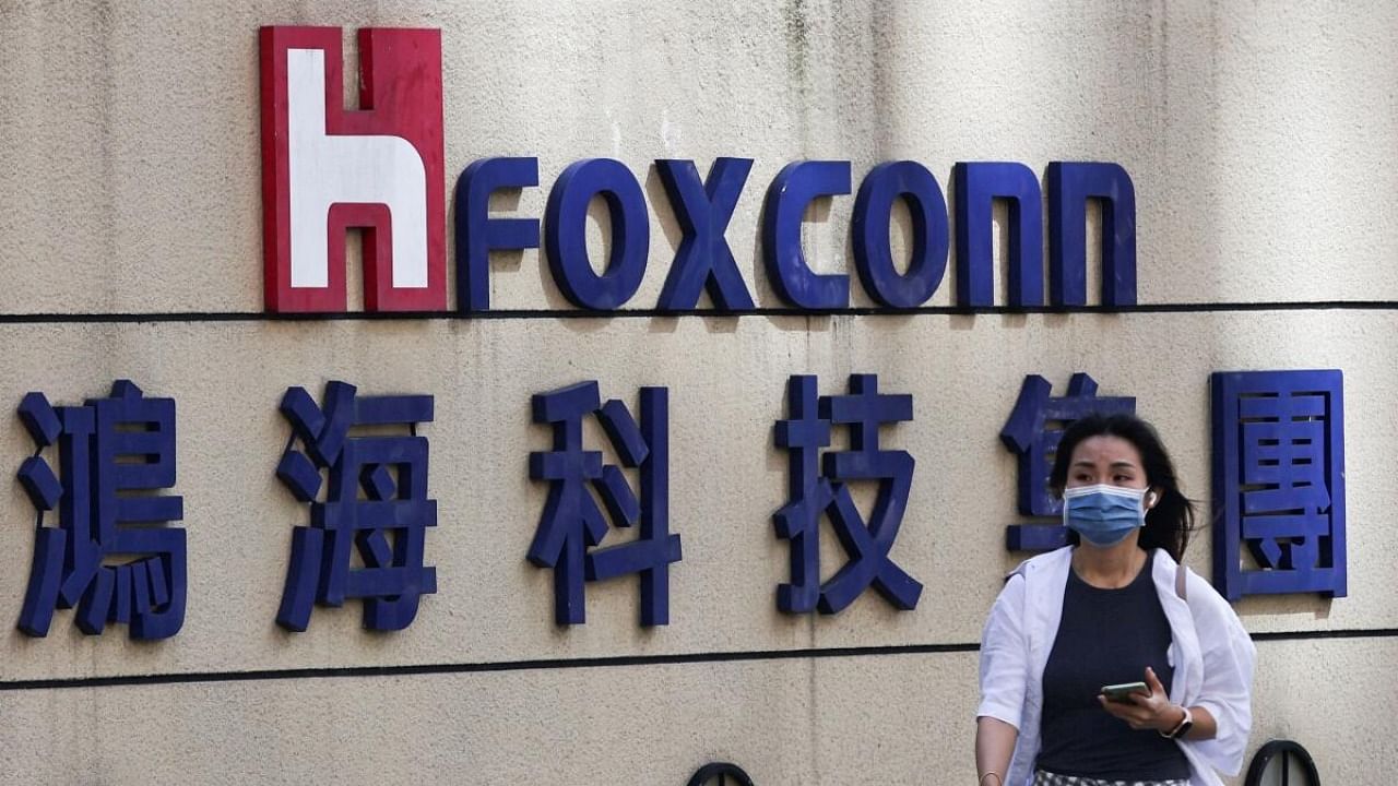 V Lee, Foxconn's representative in India, wrote on LinkedIn: "Sometimes, you will fly higher when in solo." Credit: Reuters Photo