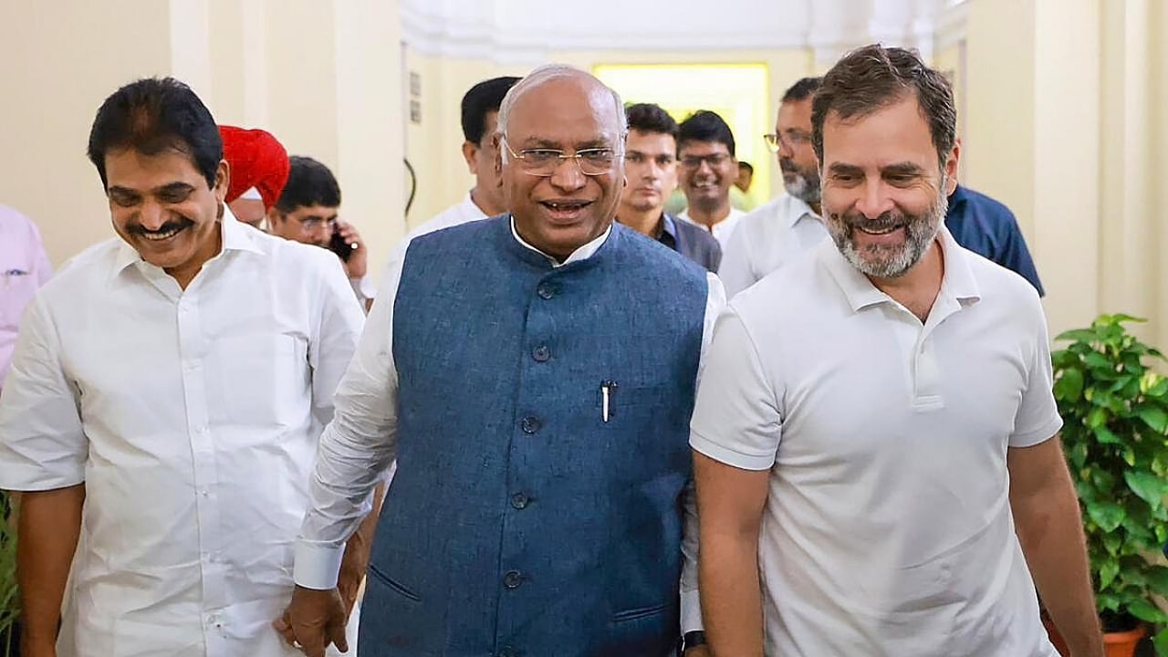 Congress President Mallikarjun Kharge with party leaders Rahul Gandhi and K C Venugopal arrives for a meeting with leaders of Maharashtra Congress, at the party headquarters in New Delhi, Tuesday, July 11, 2023. Credit: PTI Photo