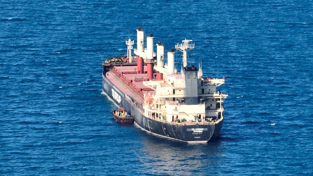 Turkish-flagged bulker TQ Samsun, carrying grain under UN's Black Sea Grain Initiative, is pictured in the Black Sea, north of Bosphorus Strait, off Istanbul, Turkey July 17, 2023. Credit: Reuters Photo