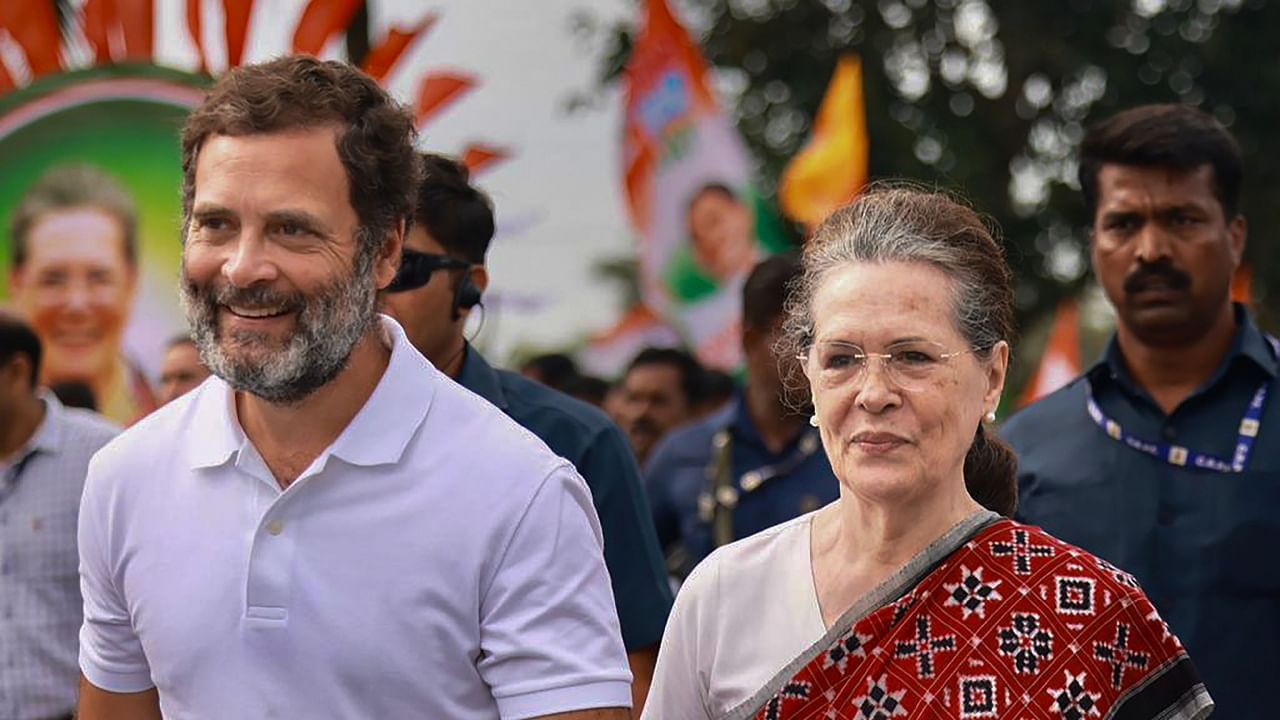 Rahul Gandhi with mother Sonia Gandhi. Credit: PTI Photo