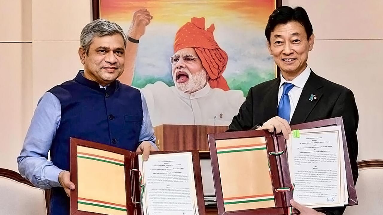 Union Minister for Communications, Electronics & Information Technology Ashwini Vaishnaw signs an agreement with Japan's Minister of Economy, Trade and Industry Yasutoshi Nishimura. Credit: PTI Photo