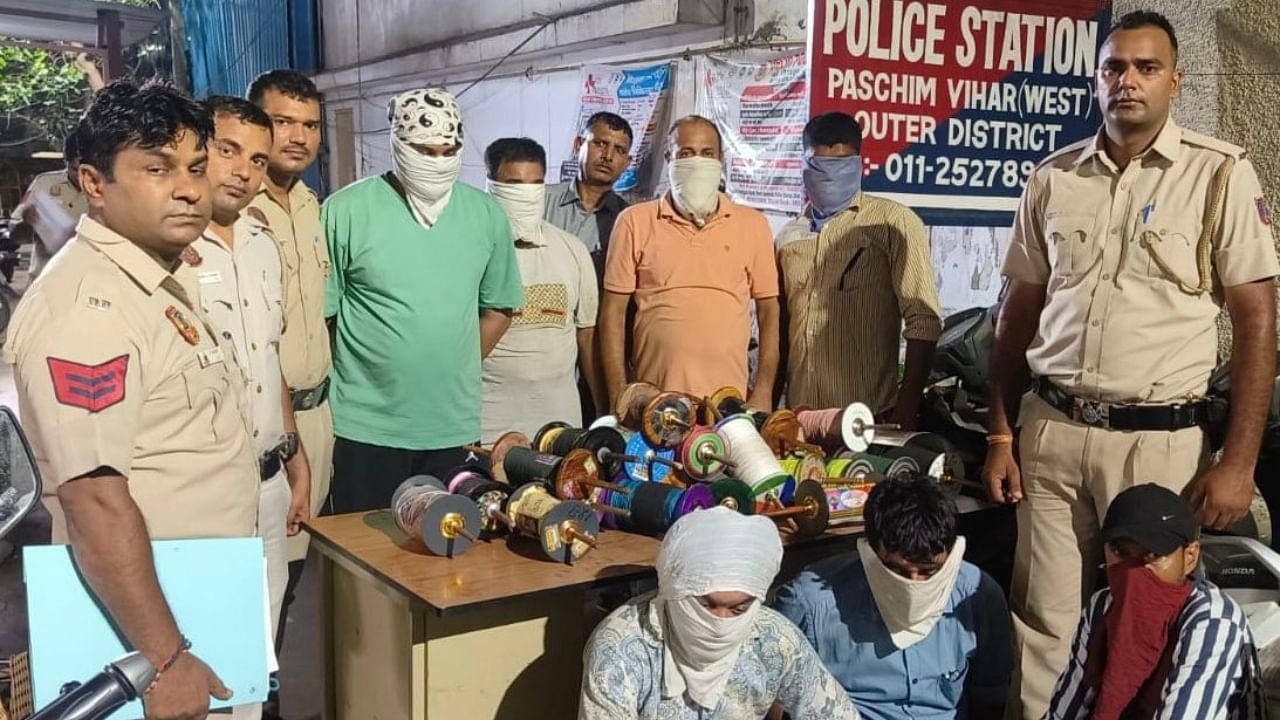 Seven people were arrested for allegedly flying kites with threads that can pose danger and cause injury to persons and animals. Credit: Twitter/@dcpouter