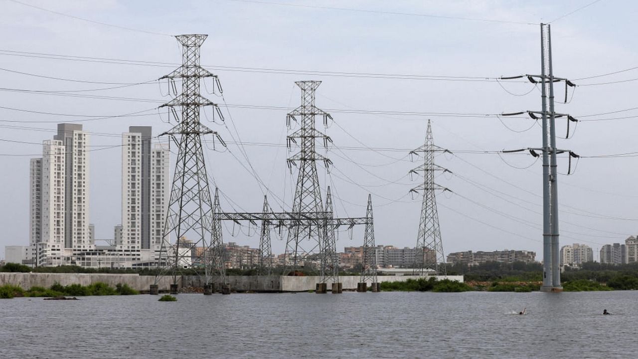 Power transmission towers are pictured in Karachi, Pakistan. Credit: Reuters photo