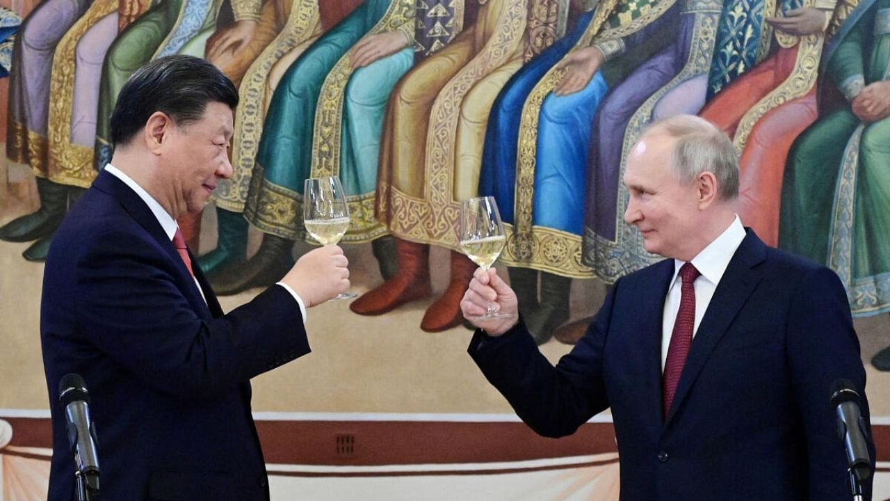 Chinese President Xi Jinping (left) and Russian President Vladimir Putin (right). Credit: Reuters File Photo