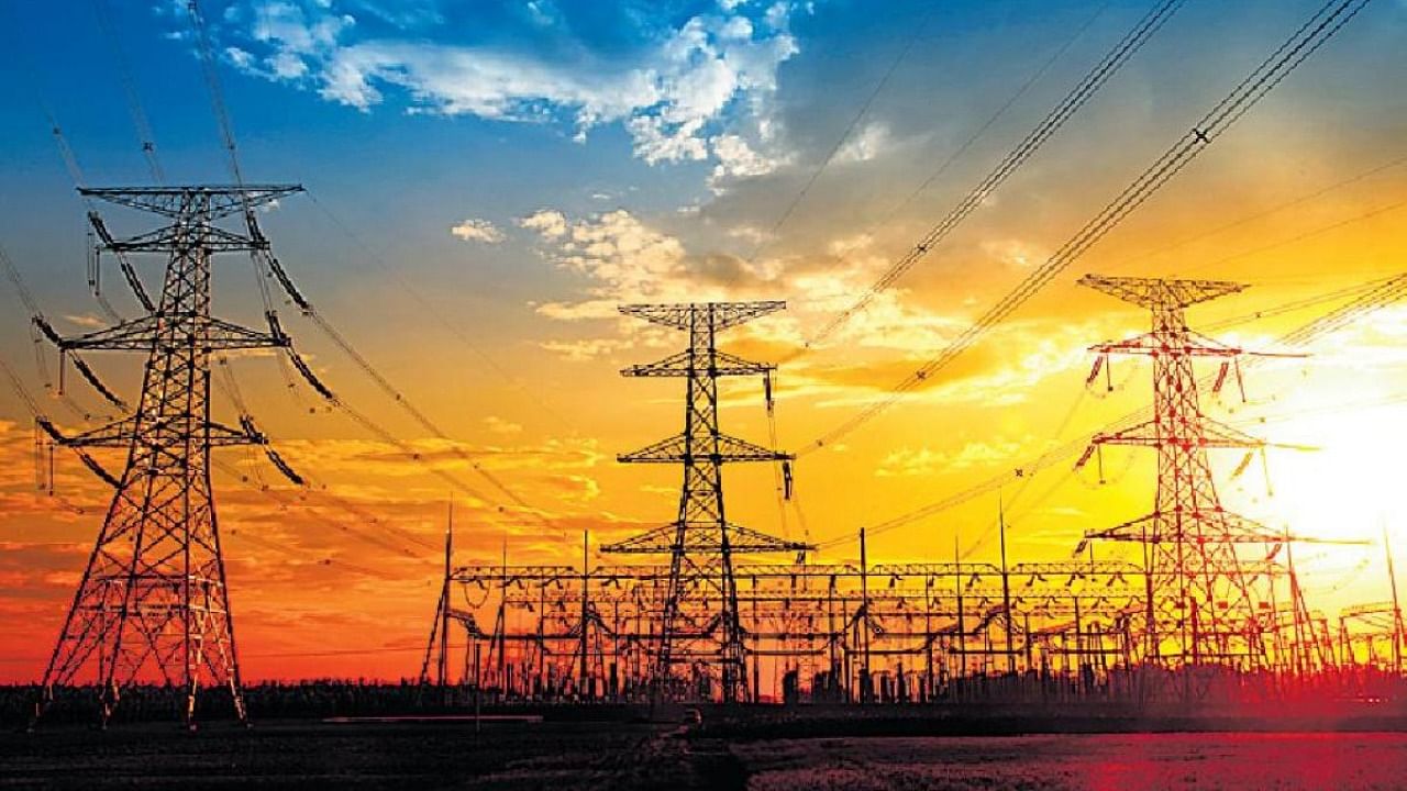 The silhouette of the evening electricity transmission pylon. Credit: Getty Image