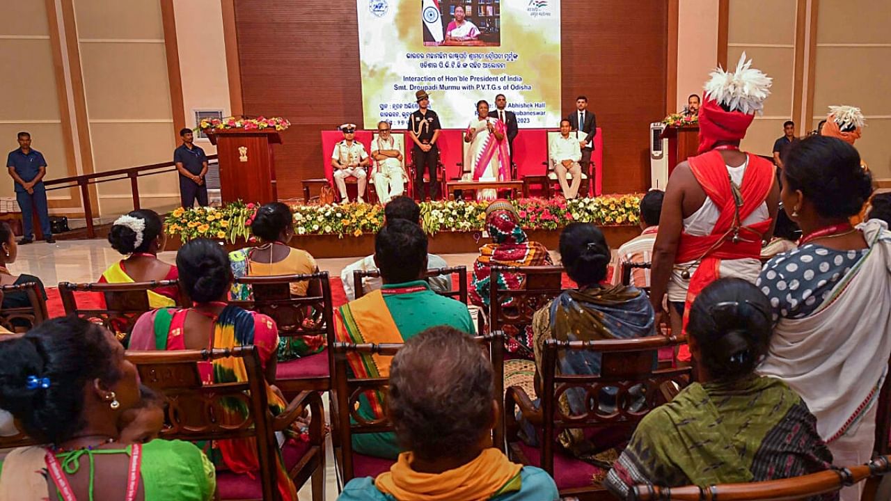 President Droupadi Murmu during an interaction with members of Particularly Vulnerable Tribal Groups (PVTGs) of Odisha at Raj Bhavan, in Bhubaneswar, Thursday, July 27, 2023. Credit: PTI Photo